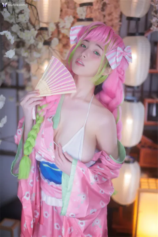 Yeon Woo 연우 - MITSURI 160P